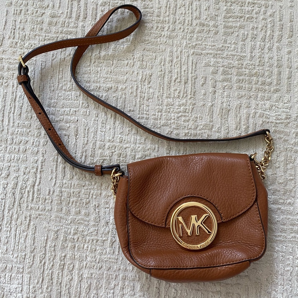 Micheal Kors crossbody